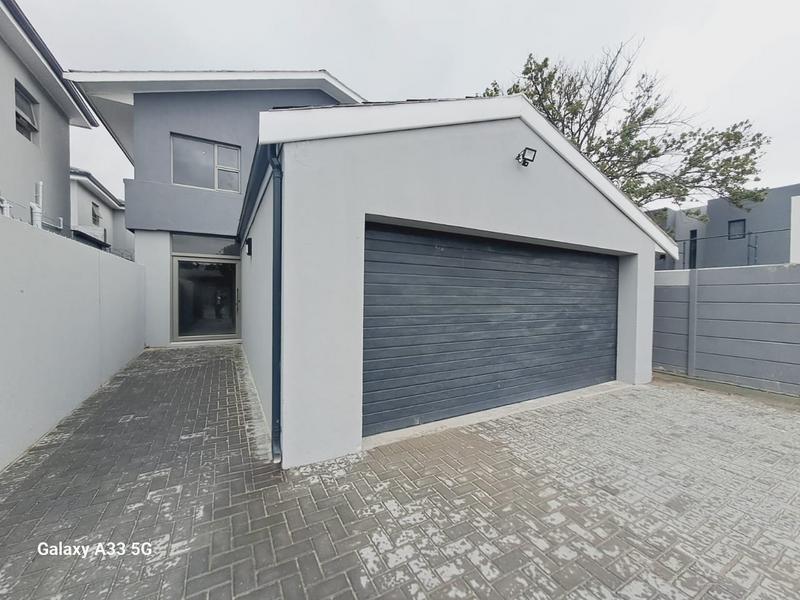 4 Bedroom Property for Sale in Soneike Western Cape
